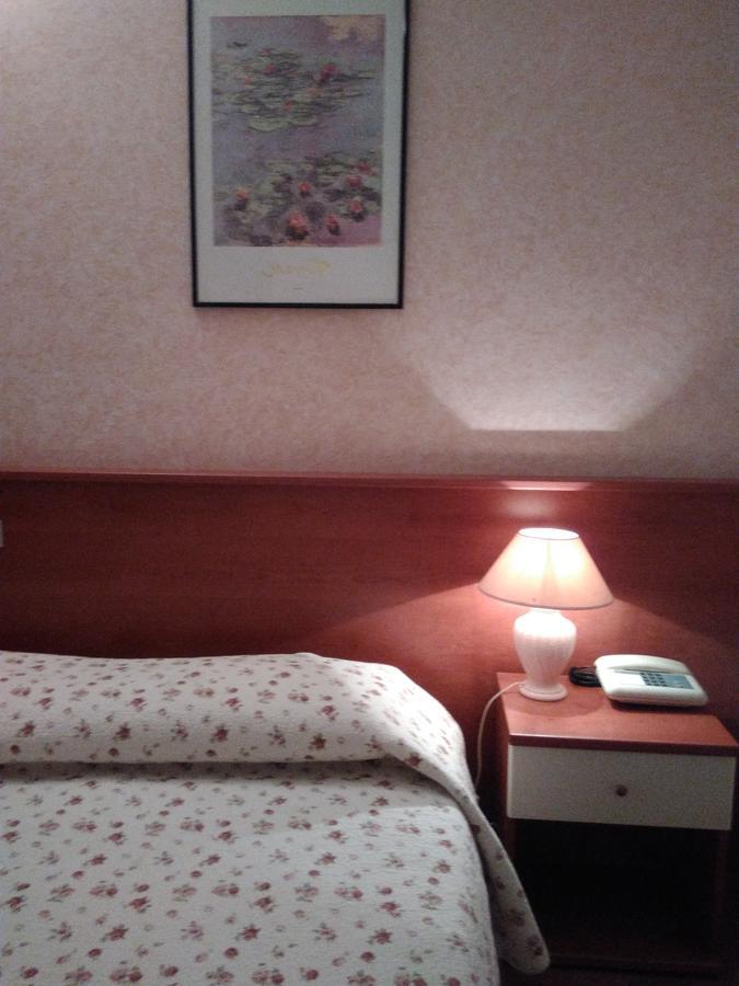 Hotel Elena Верона Экстерьер фото