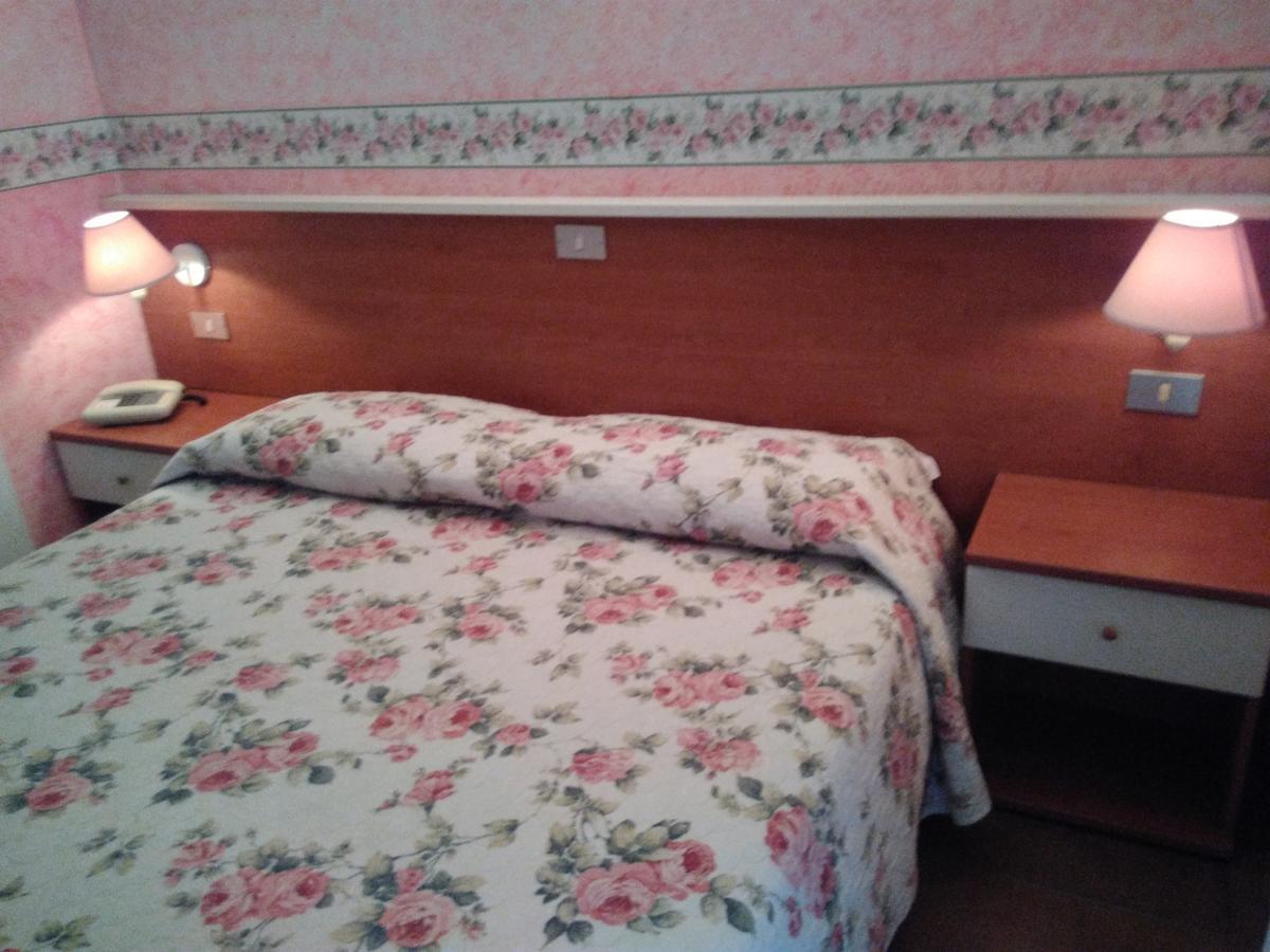 Hotel Elena Верона Экстерьер фото
