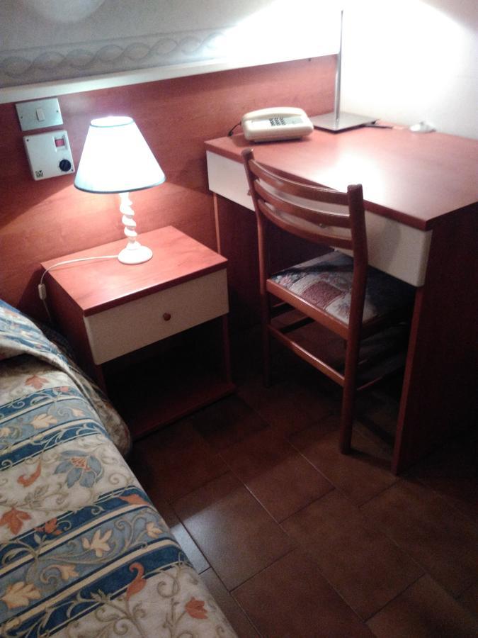 Hotel Elena Верона Экстерьер фото